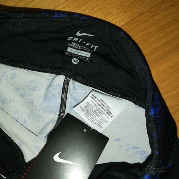 Nike Dri fit workout leggings - Picture 2 of 4